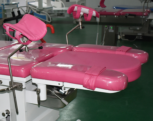 Hospital Surgery Equipment Multipurpose Operation Bed Professional Gynecological Operating Bed MEDCB-B