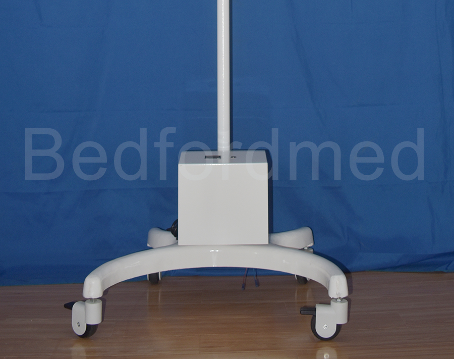 Hospital Surgery Equipment Flexible Mobile LED Operating Lamp With Emergency Battery V Series 700